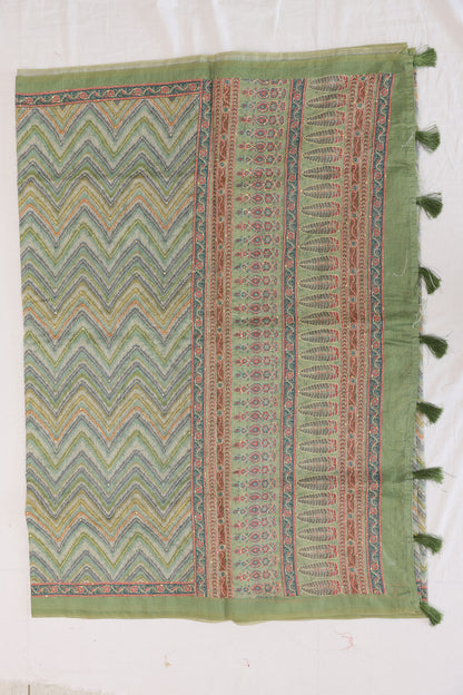 Parrot Green Zig Zag Saree