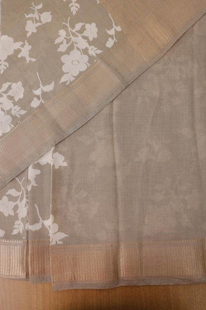 Gracious grey Saree